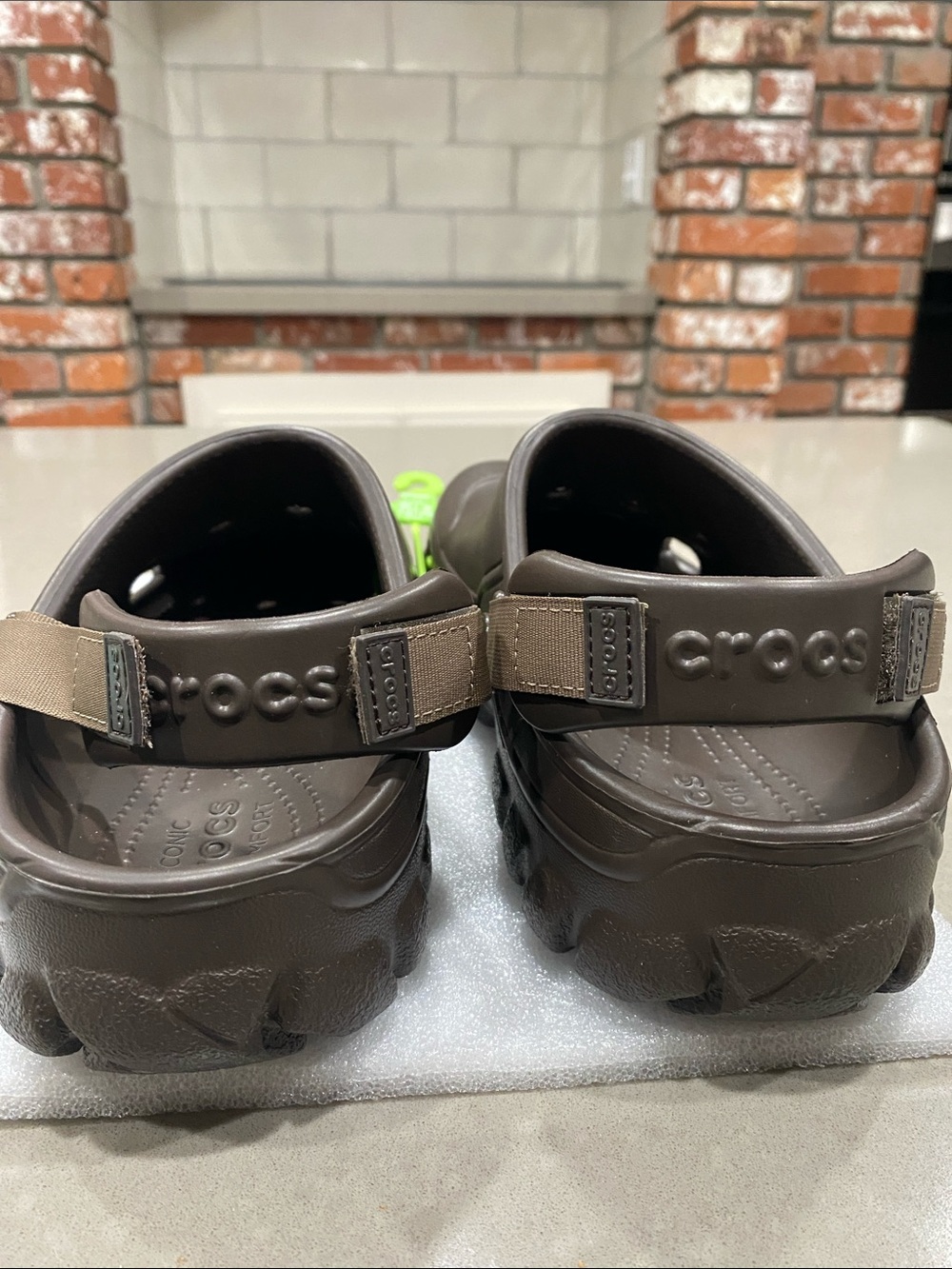 NWT crocs off-road sports clog mens 8 womens 10 brown - Picture 8 of 9